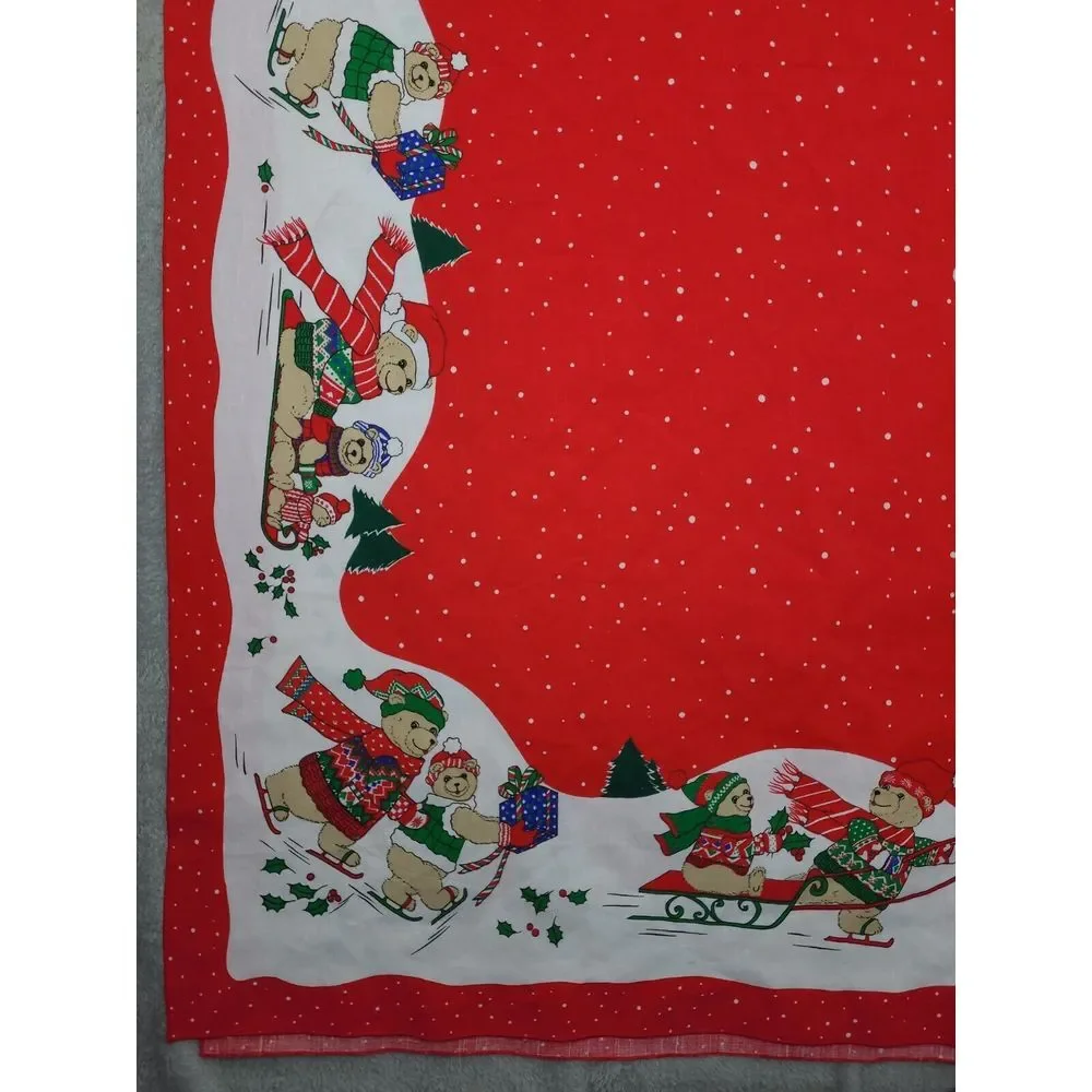 Sunweave Christmas Tablecloth Bears Sleds Snow Christmas Tree 84X60‎